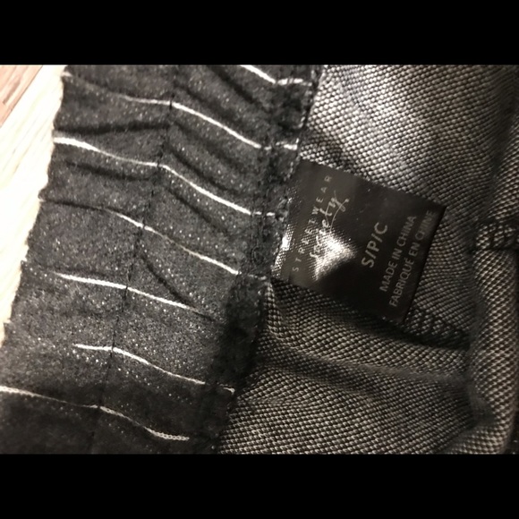 Dress pants - Picture 3 of 3